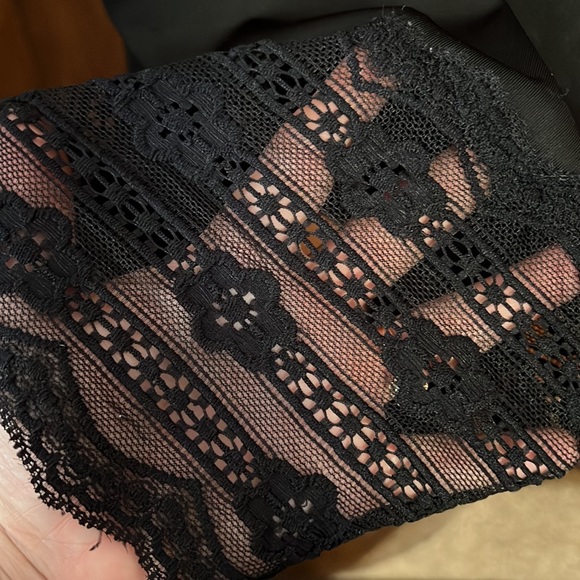 Rampage daisy lace detail camisole - Picture 5 of 6